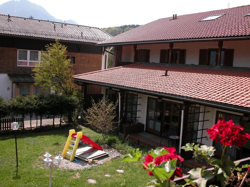 Hotel-Restaurant Zum Hirschhaus Inklusiv Chiemgaukarte Ruhpolding Eksteriør bilde
