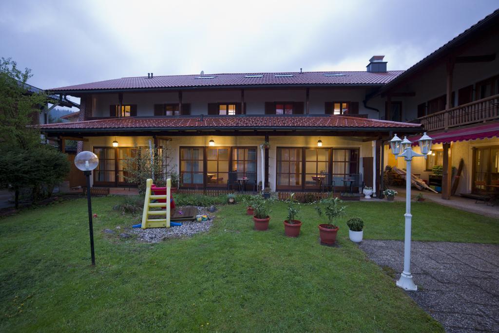 Hotel-Restaurant Zum Hirschhaus Inklusiv Chiemgaukarte Ruhpolding Eksteriør bilde