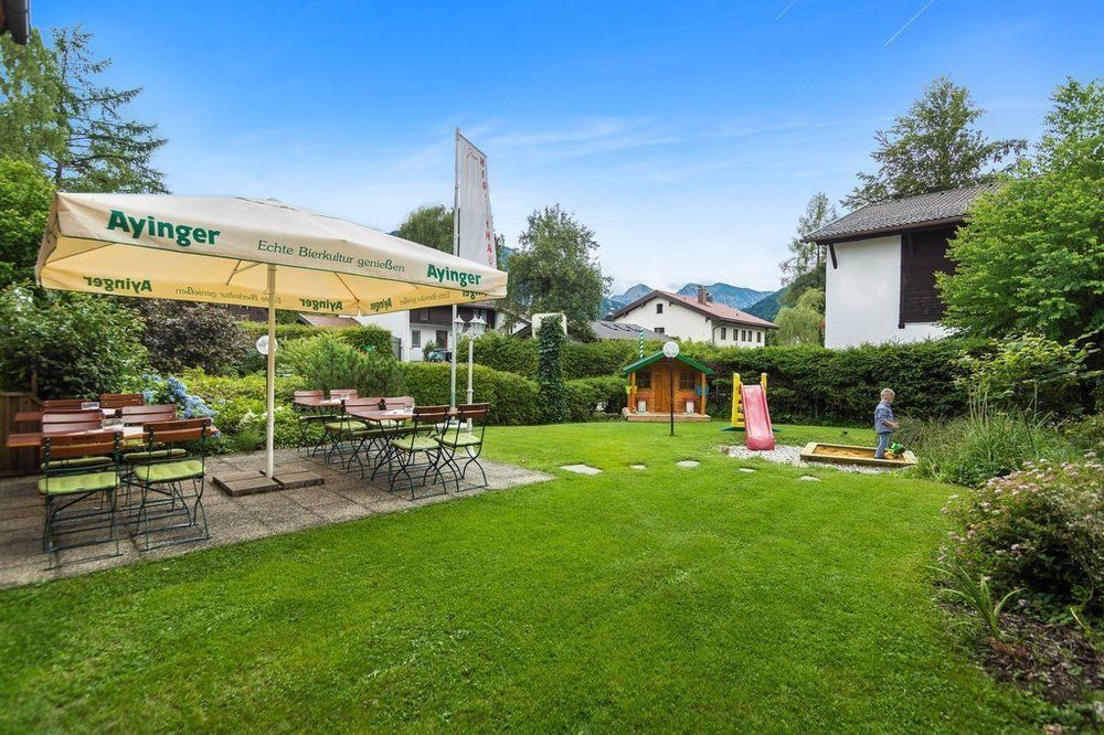 Hotel-Restaurant Zum Hirschhaus Inklusiv Chiemgaukarte Ruhpolding Eksteriør bilde